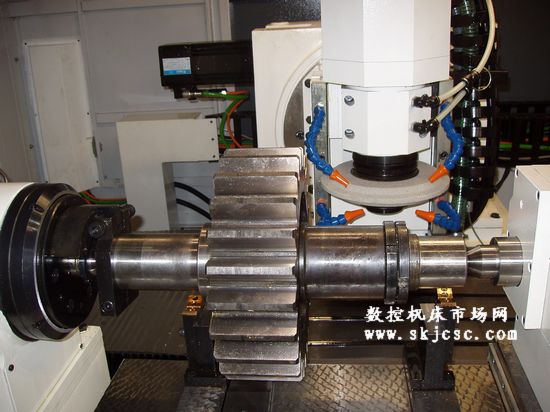 YK7332B數(shù)控成型砂輪磨齒機