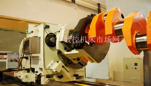 大型曲軸磨床典型結構與加工工藝