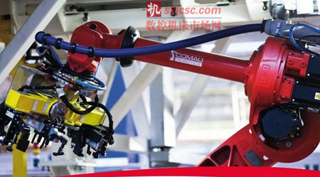 全球最大的機器人企業之一意大利柯馬公司亮相深圳機械展 全球最大的機器人企業之一意大利柯馬公司亮相深圳機械展