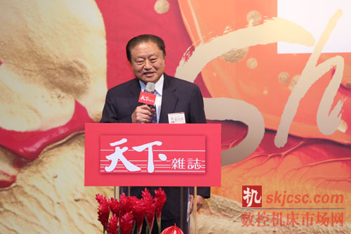 圖二 臺達集團創辦人暨榮譽董事長鄭崇華先生, 連續八年獲選“企業家最佩服的企業家”
