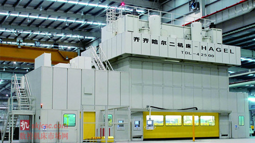 TDL-4 2500　　多工位自動沖壓生產線