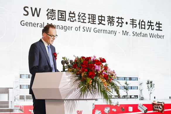 SW 德國總經理兼董事會成員Stefan Weber先生